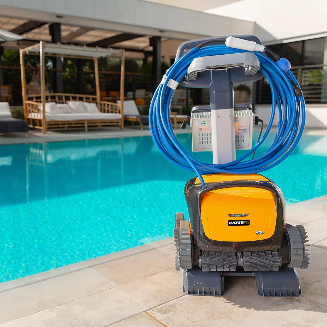 Maytronics Dolphin Wave 90i Commercial Pool Cleaner